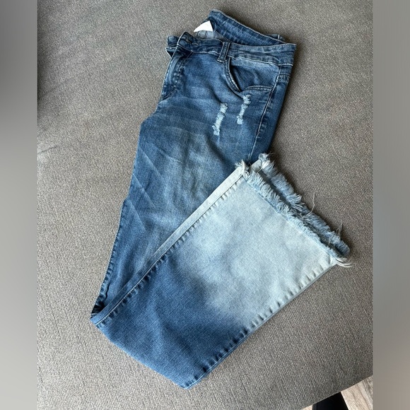 Flare Ombré Distressed Jeans - Picture 1 of 6